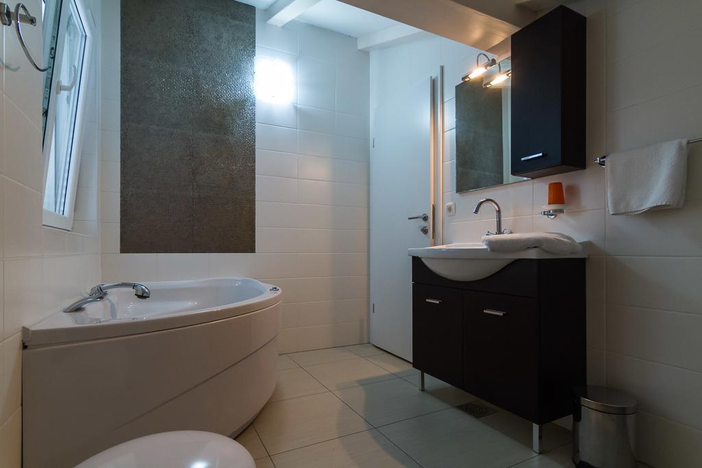 Apartments Marco Polo Banjol Chambre photo