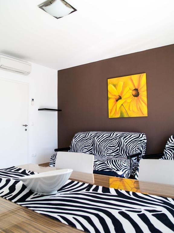 Apartments Marco Polo Banjol Chambre photo