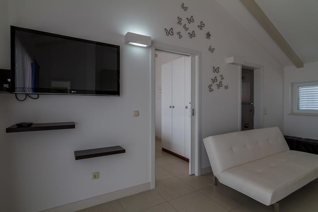 Apartments Marco Polo Banjol Chambre photo